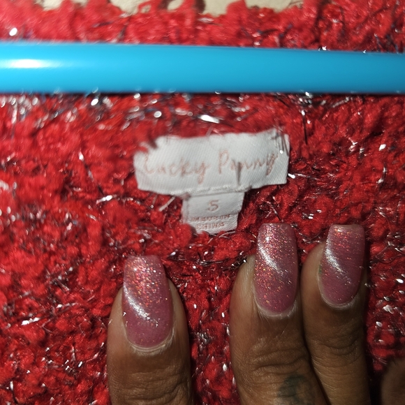 Cozy Red Textured Knit Sweater - Picture 4 of 6